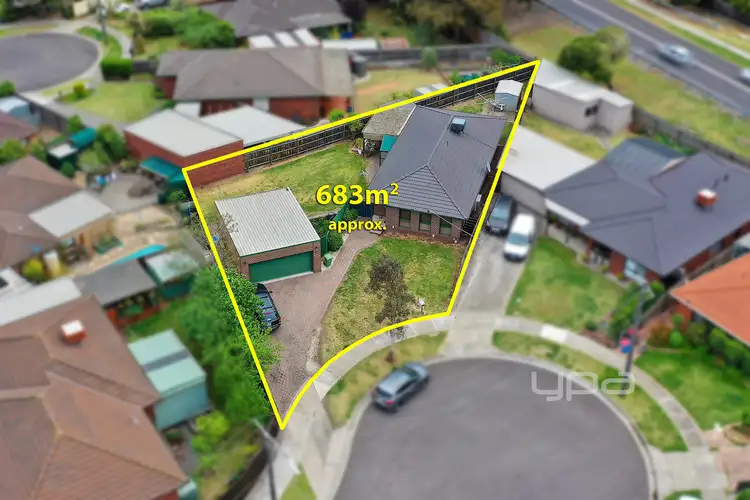 3 Goya Court, Gladstone Park VIC 3043
