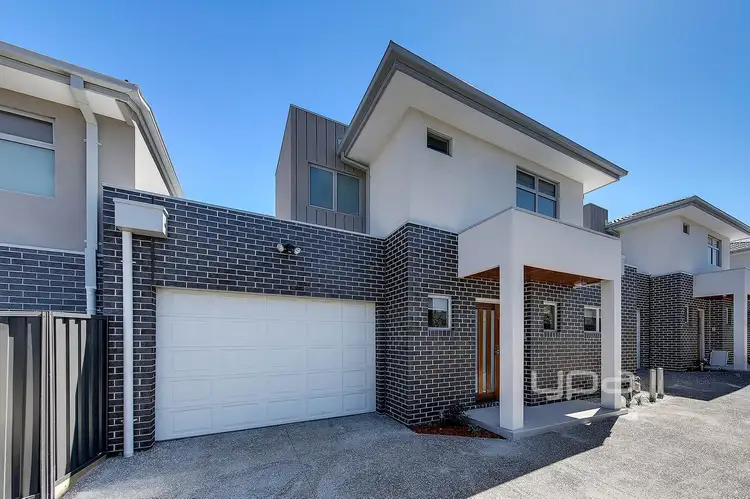 4/4 Kitson Crescent, Airport West VIC 3042