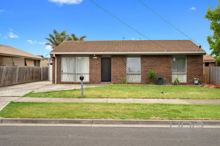 2/1 Samuel Court, Werribee VIC 3030