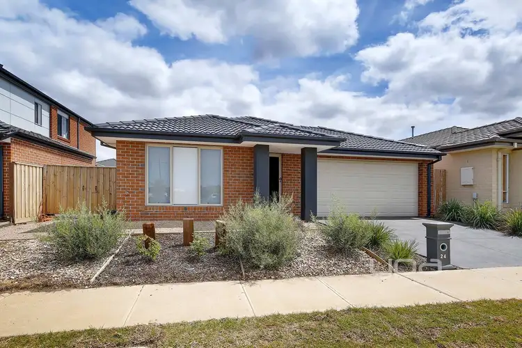 Second view of Homely house listing, 24 Allunga Way, Werribee VIC 3030