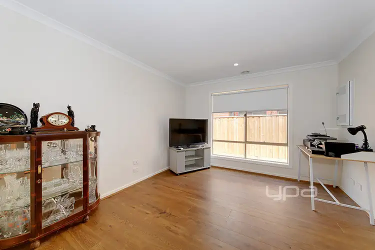 Fifth view of Homely house listing, 24 Allunga Way, Werribee VIC 3030