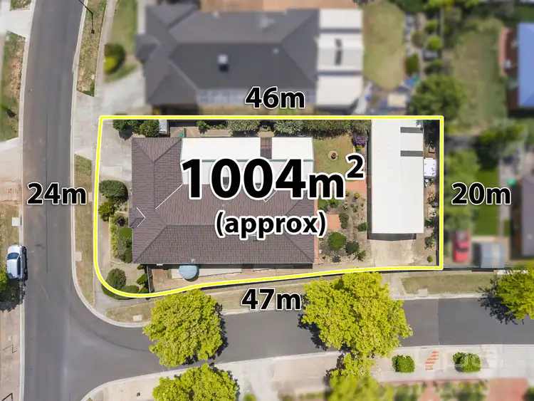 24 Brookfield Avenue, Brookfield VIC 3338