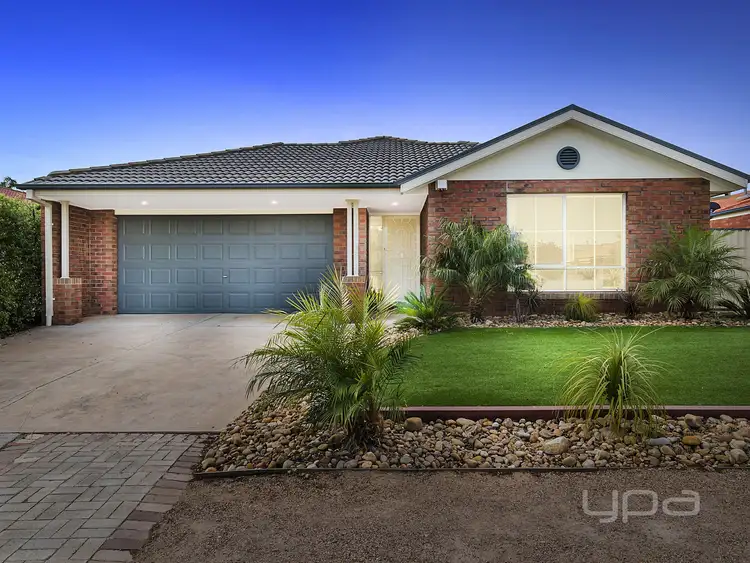 36 Staton Crescent, Melton West VIC 3337