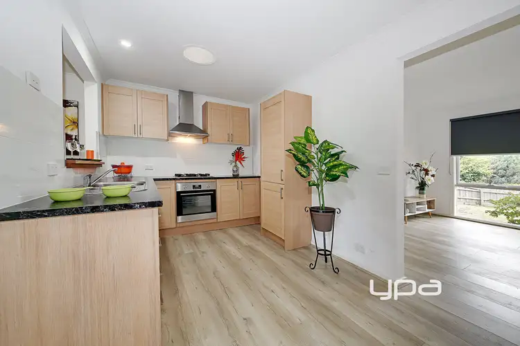 Fifth view of Homely house listing, 7 Whitehaven Court, Craigieburn VIC 3064