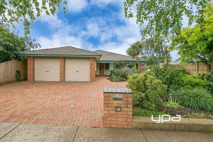 19 Montpellier Drive, Werribee VIC 3030