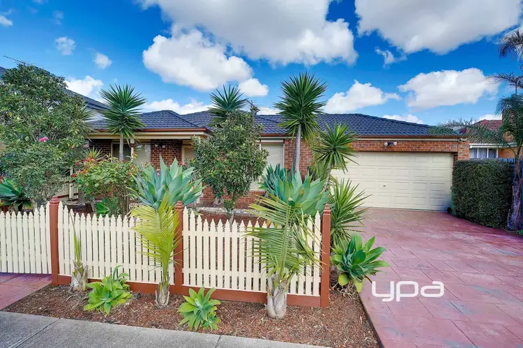1/1 Banksia Grove, Tullamarine VIC 3043