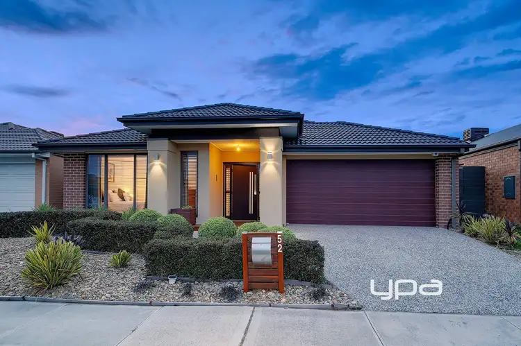 52 Trillium Boulevard, Mickleham VIC 3064