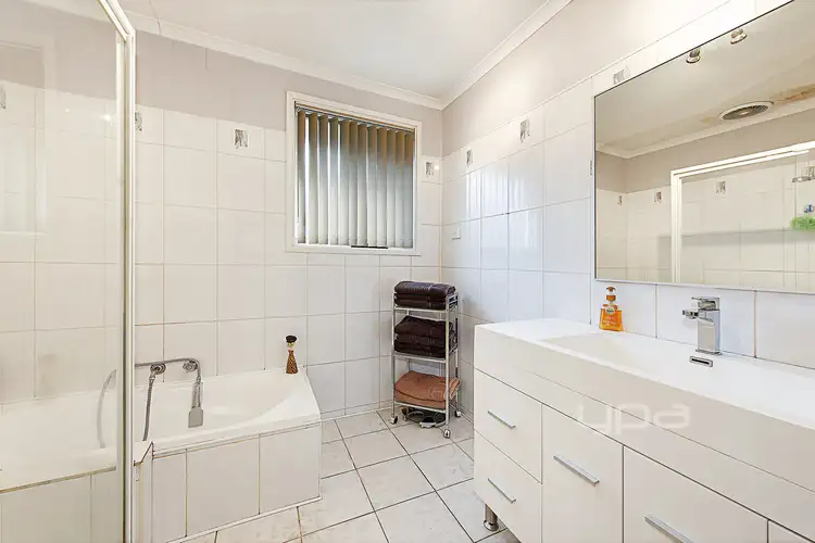 Seventh view of Homely house listing, 23 Mitford Crescent, Craigieburn VIC 3064