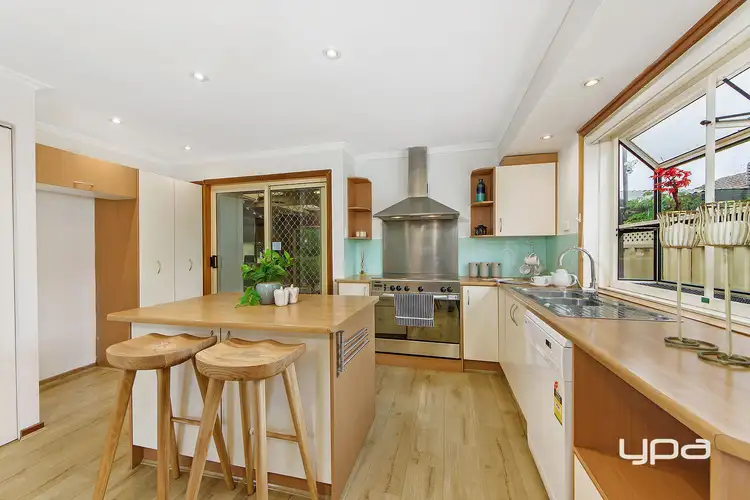 Fourth view of Homely house listing, 28 Concord Circuit, Albanvale VIC 3021