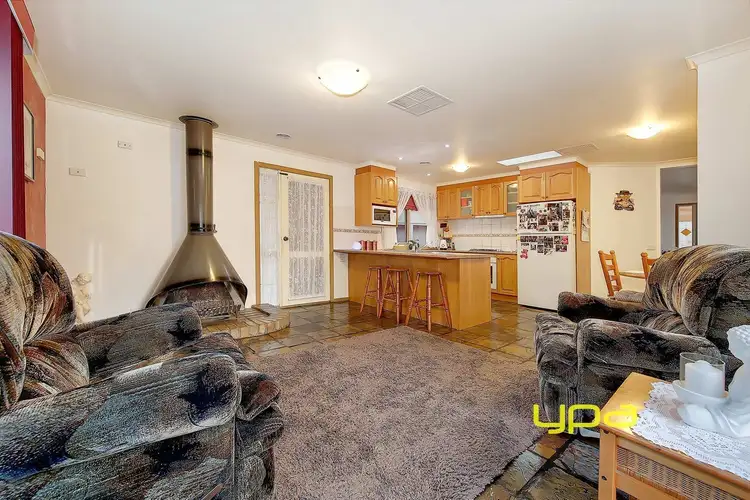 Sixth view of Homely house listing, 16 Magpie Court, Meadow Heights VIC 3048