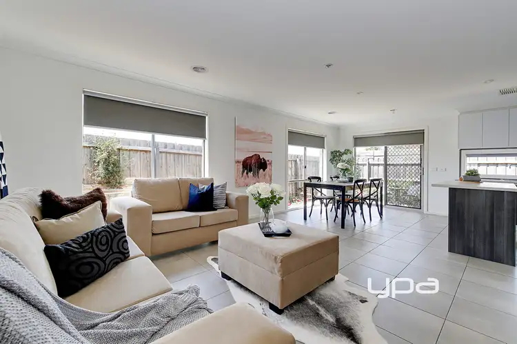 Third view of Homely house listing, 33 Morgan Crescent, Werribee VIC 3030