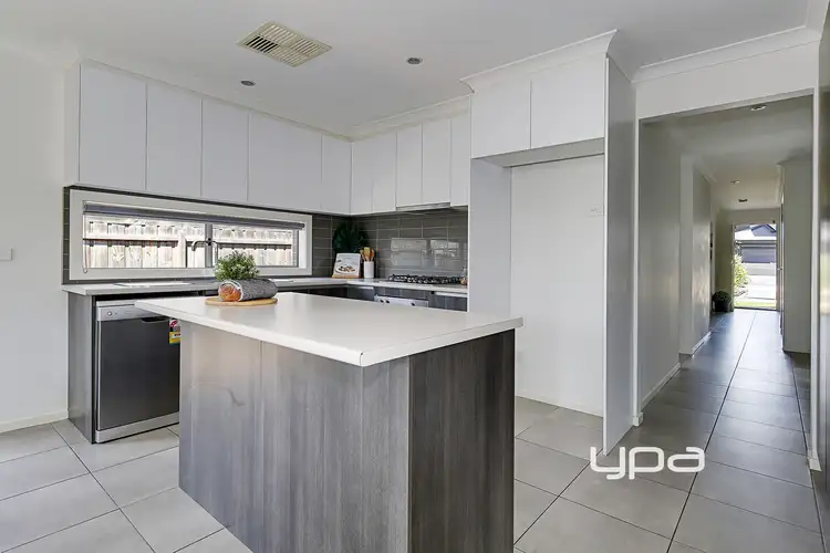 Sixth view of Homely house listing, 33 Morgan Crescent, Werribee VIC 3030