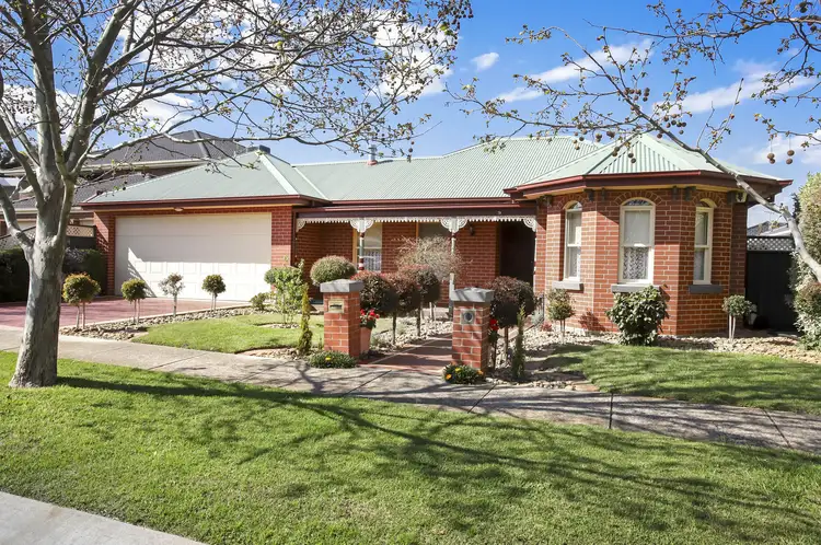 9 View Court, Hillside VIC 3037