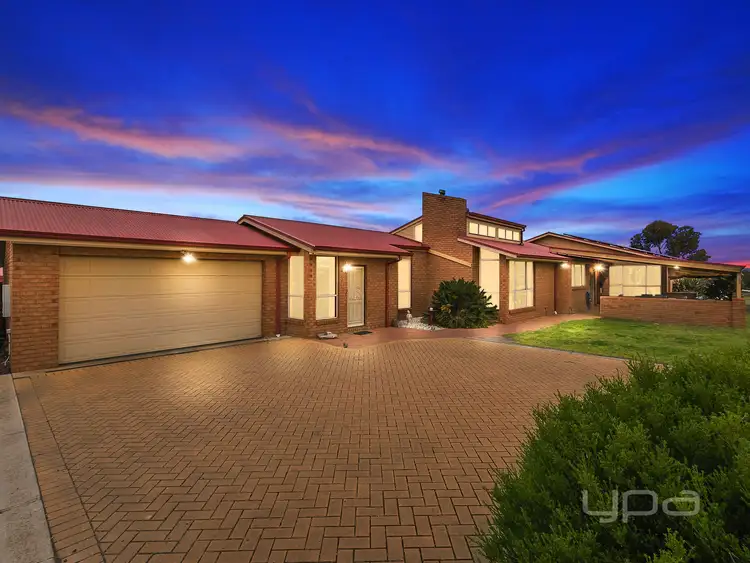 Main view of Homely house listing, 18 Hammond Circuit, Hopetoun Park VIC 3340