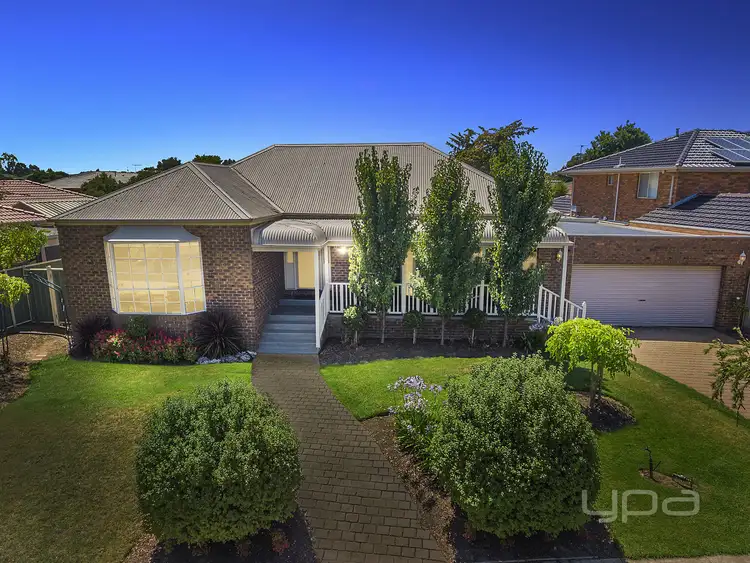 17 Benjamin Court, Kurunjang VIC 3337