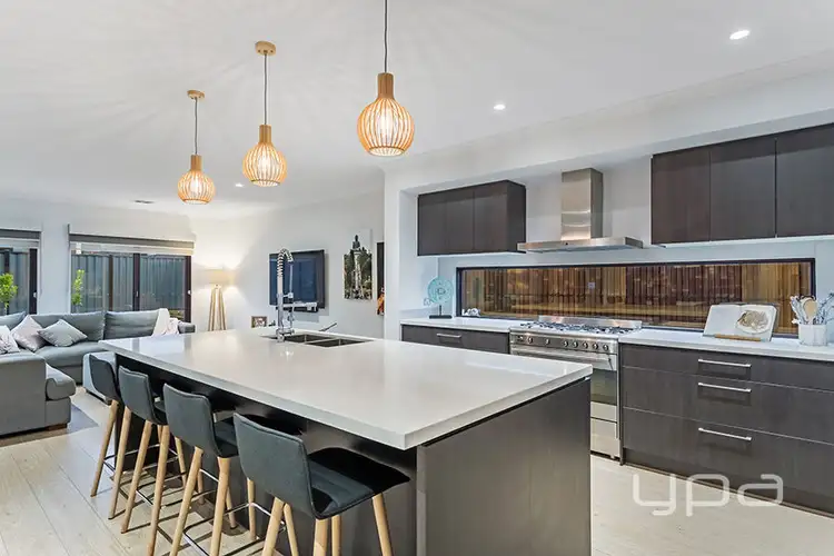 Fourth view of Homely house listing, 6 Divan Place, Craigieburn VIC 3064