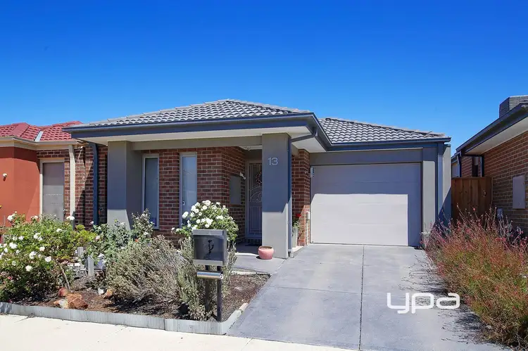 13 Troidini Enterance, Mickleham VIC 3064