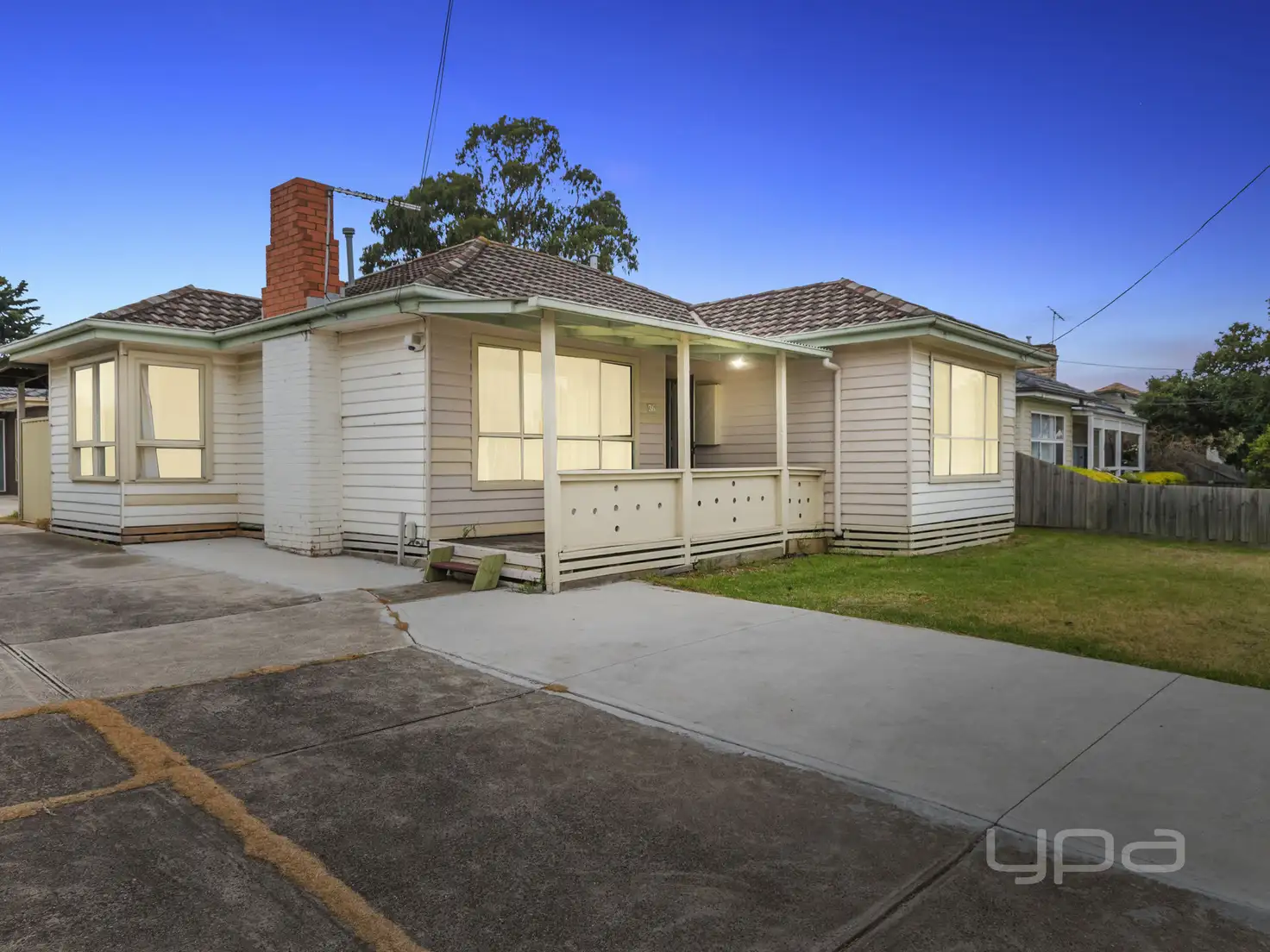 Main view of Homely unit listing, 1/36 Laming Road, Deer Park VIC 3023