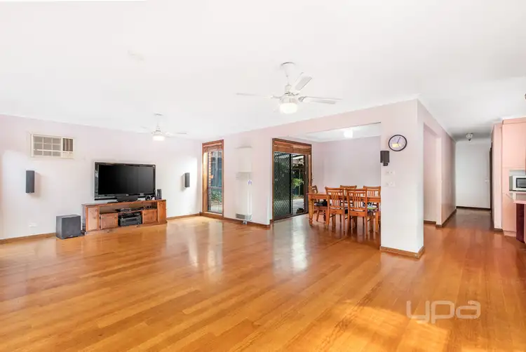 Fourth view of Homely house listing, 1 Milne Court, Delahey VIC 3037