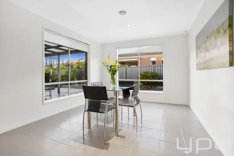 Fifth view of Homely house listing, 5 Burley Court, Manor Lakes VIC 3024