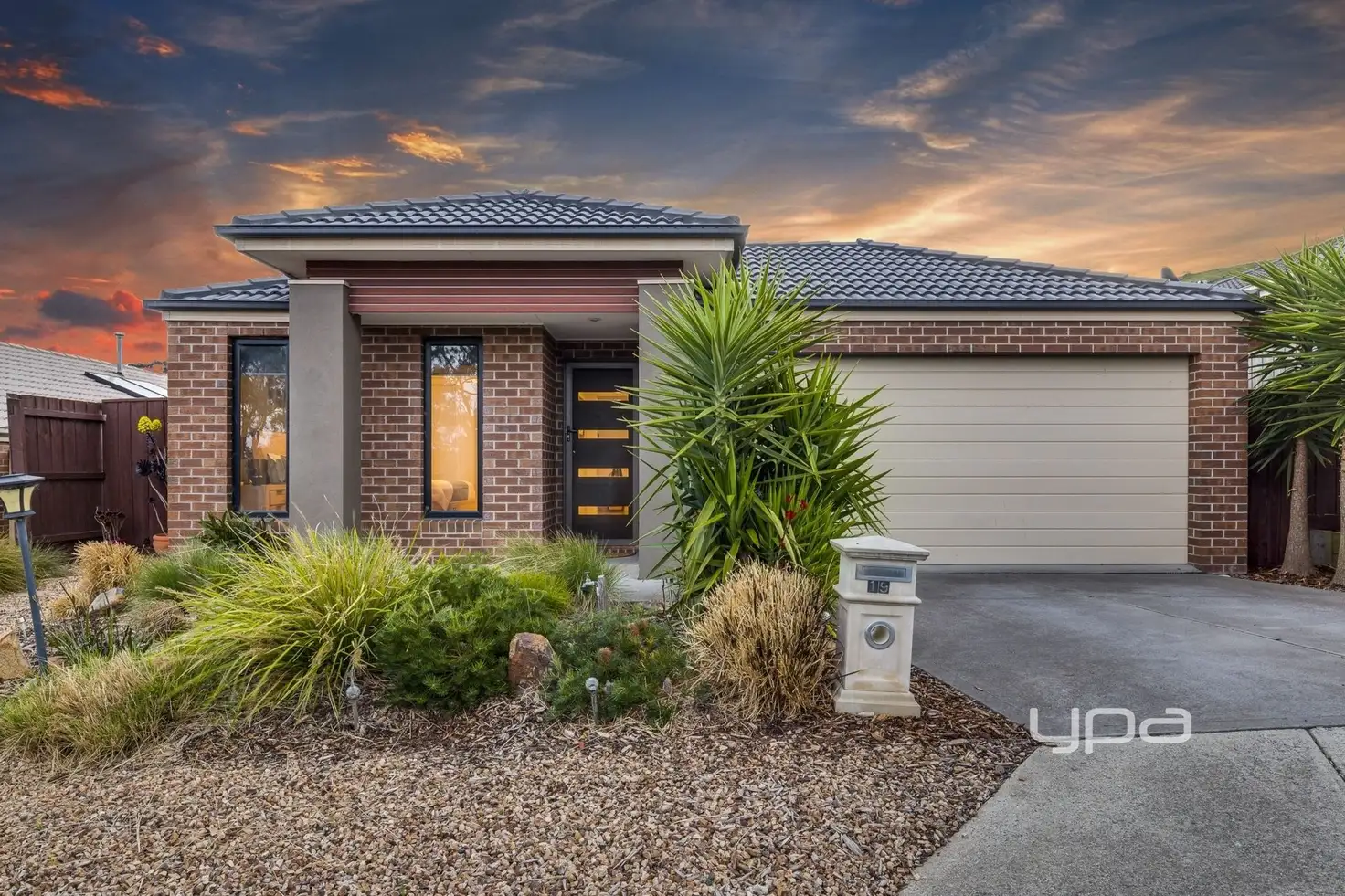 Main view of Homely house listing, 19 Raine Court, Sunbury VIC 3429