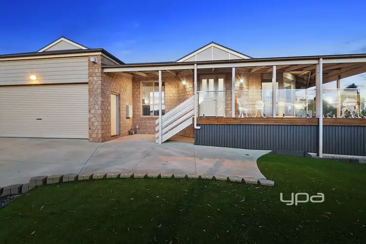 Second view of Homely house listing, 8 Earlington Crescent, Sunbury VIC 3429