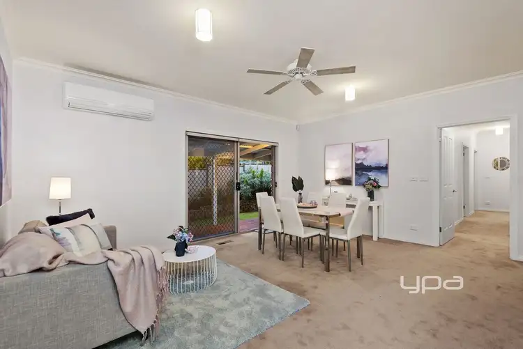Fifth view of Homely house listing, 8 Earlington Crescent, Sunbury VIC 3429