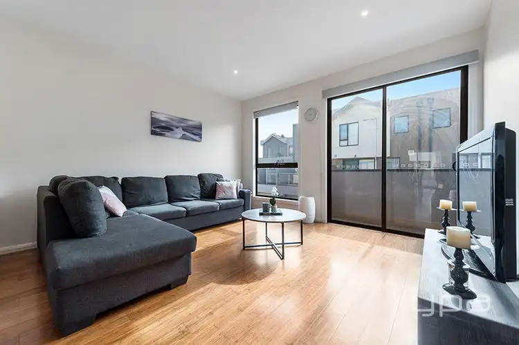 Fifth view of Homely townhouse listing, 4/24 Featherpark Way, Craigieburn VIC 3064