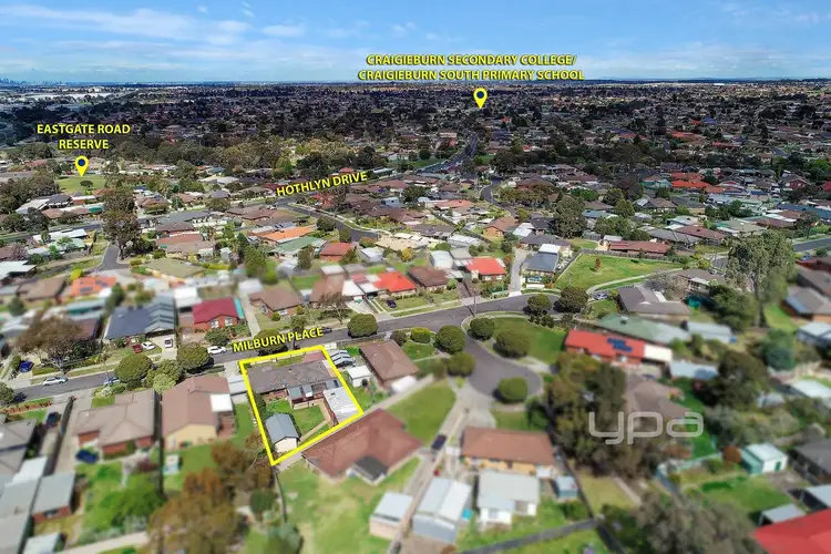 Fourth view of Homely house listing, 18 Milburn Place, Craigieburn VIC 3064