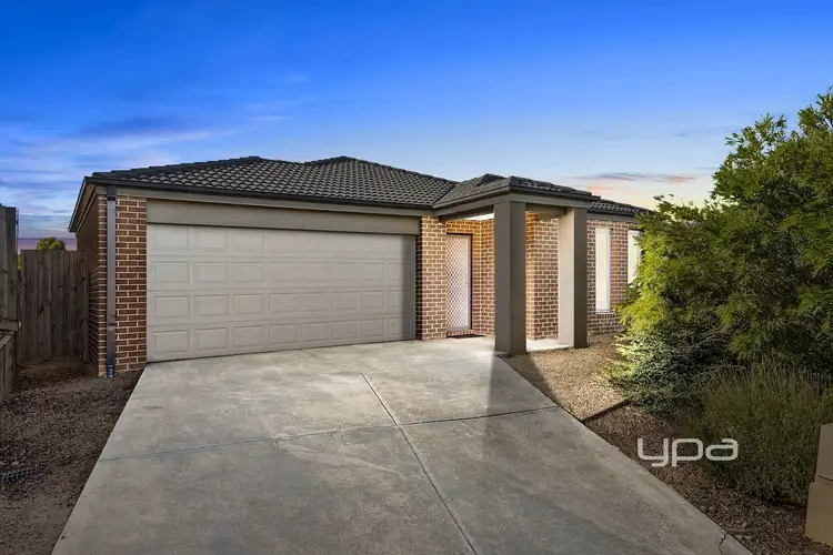 28 Glastonbury Drive, Sunbury VIC 3429