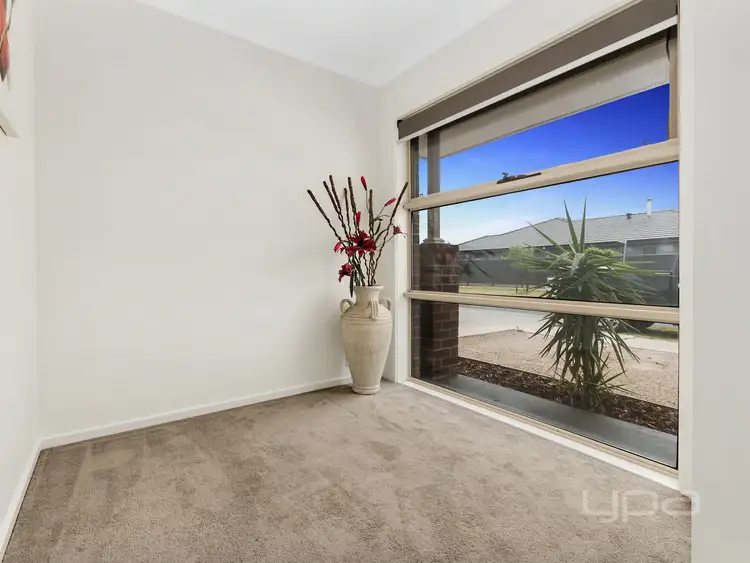 Second view of Homely house listing, 4 Karinya Way, Harkness VIC 3337