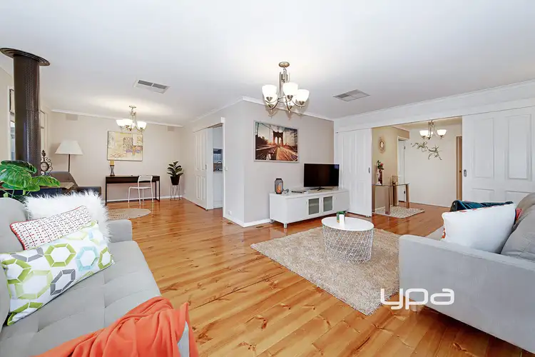 Sixth view of Homely house listing, 7 Bainbridge Close, Craigieburn VIC 3064