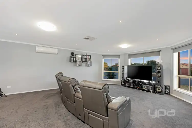 44 Catherine Drive, Hillside VIC 3037