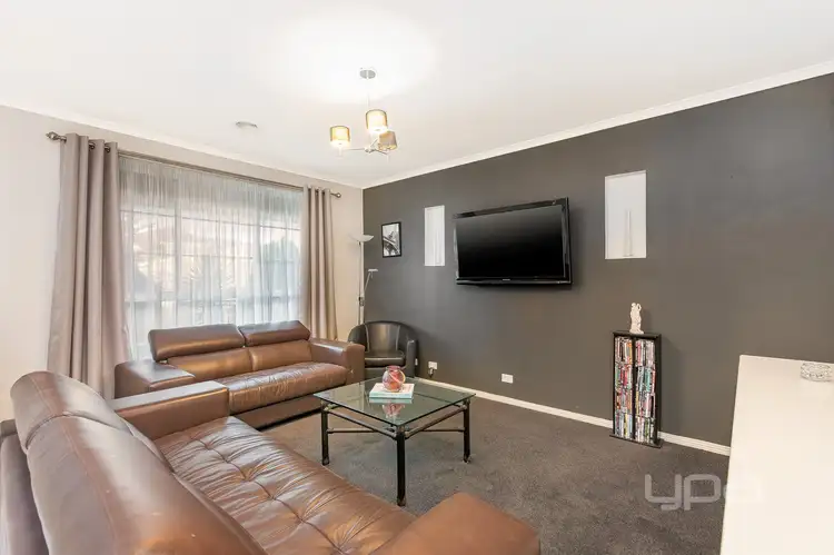 Second view of Homely house listing, 31 McNicholl Way, Delahey VIC 3037