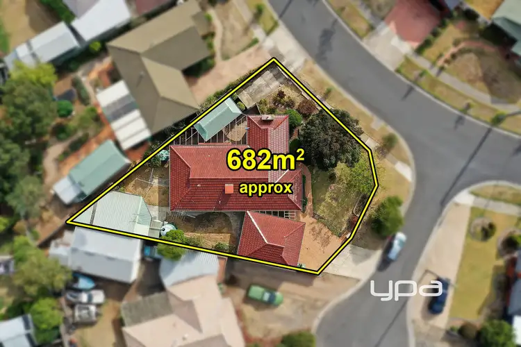 Fourth view of Homely house listing, 2 Henley Court, Craigieburn VIC 3064