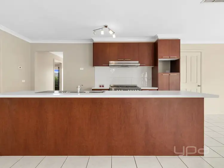 Sixth view of Homely house listing, 9 Sunray Rise, Harkness VIC 3337