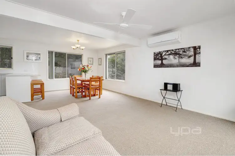 16 Tinapher Drive, Rye VIC 3941