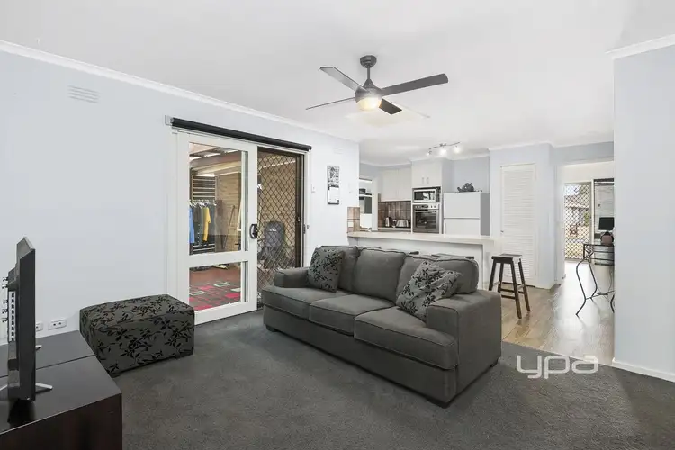 Fifth view of Homely house listing, 18 Fisher Court, Sunbury VIC 3429