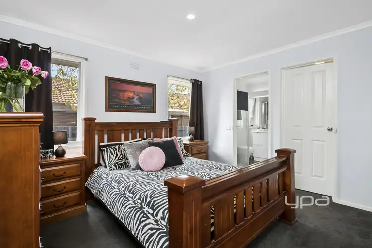 Sixth view of Homely house listing, 18 Fisher Court, Sunbury VIC 3429