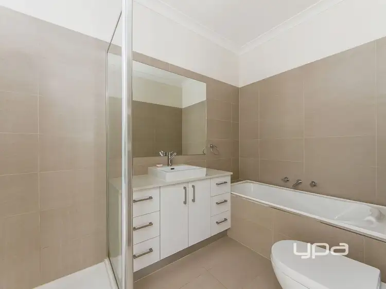 Fifth view of Homely house listing, 7 Breadalbane Court, Sydenham VIC 3037