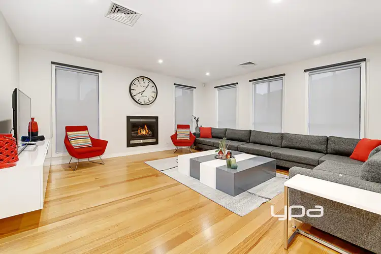 Fifth view of Homely house listing, 137 Huntington Drive, Craigieburn VIC 3064