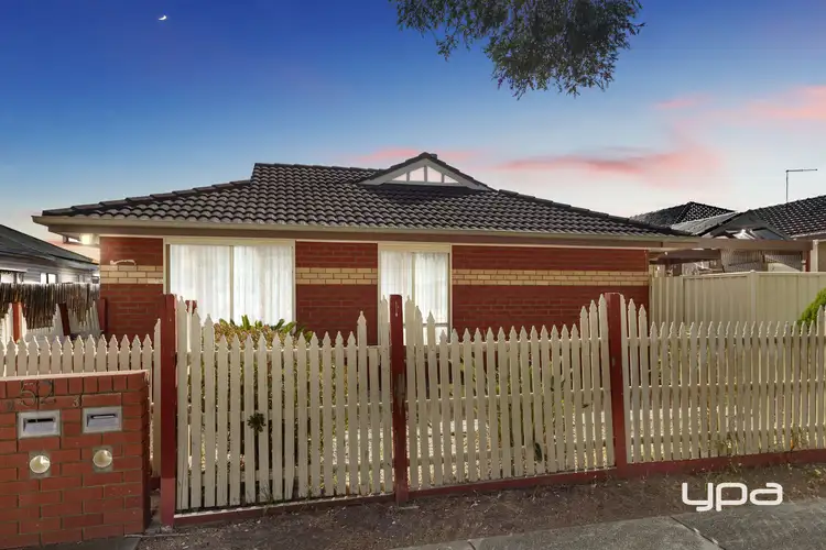 Main view of Homely unit listing, 1/52 Fox Street, St Albans VIC 3021