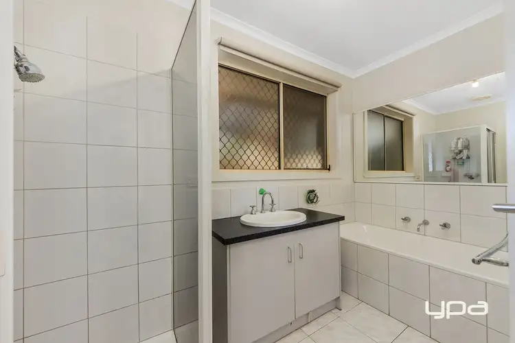 Sixth view of Homely unit listing, 1/52 Fox Street, St Albans VIC 3021