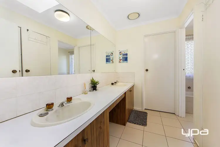 Seventh view of Homely house listing, 1 Wimmera Crescent, Keilor Downs VIC 3038