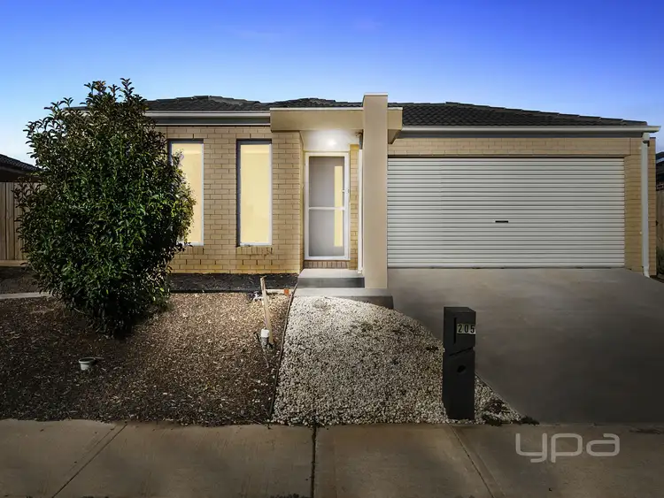 205 James Melrose Drive, Brookfield VIC 3338
