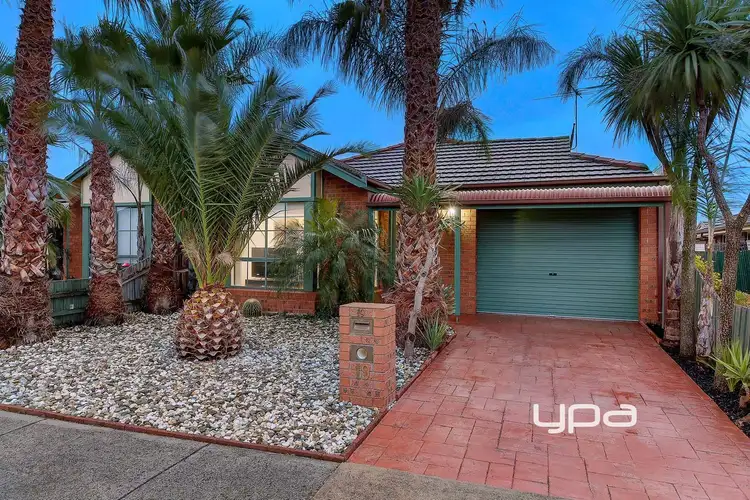 19 Packard Course, Mill Park VIC 3082