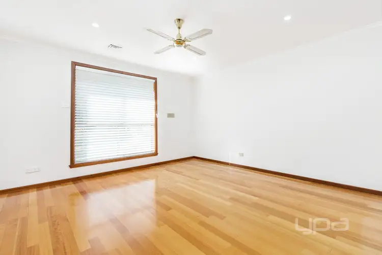 Fifth view of Homely house listing, 40 Saratoga Crescent, Keilor Downs VIC 3038