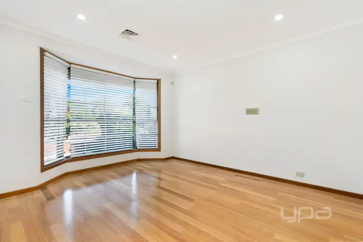 Sixth view of Homely house listing, 40 Saratoga Crescent, Keilor Downs VIC 3038