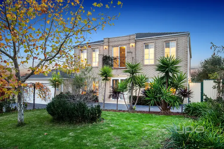 8 Wetherby Court, Hillside VIC 3037