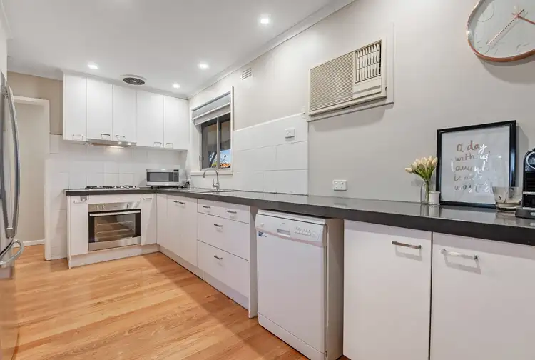 Fourth view of Homely house listing, 3 Windermere Crescent, Gladstone Park VIC 3043